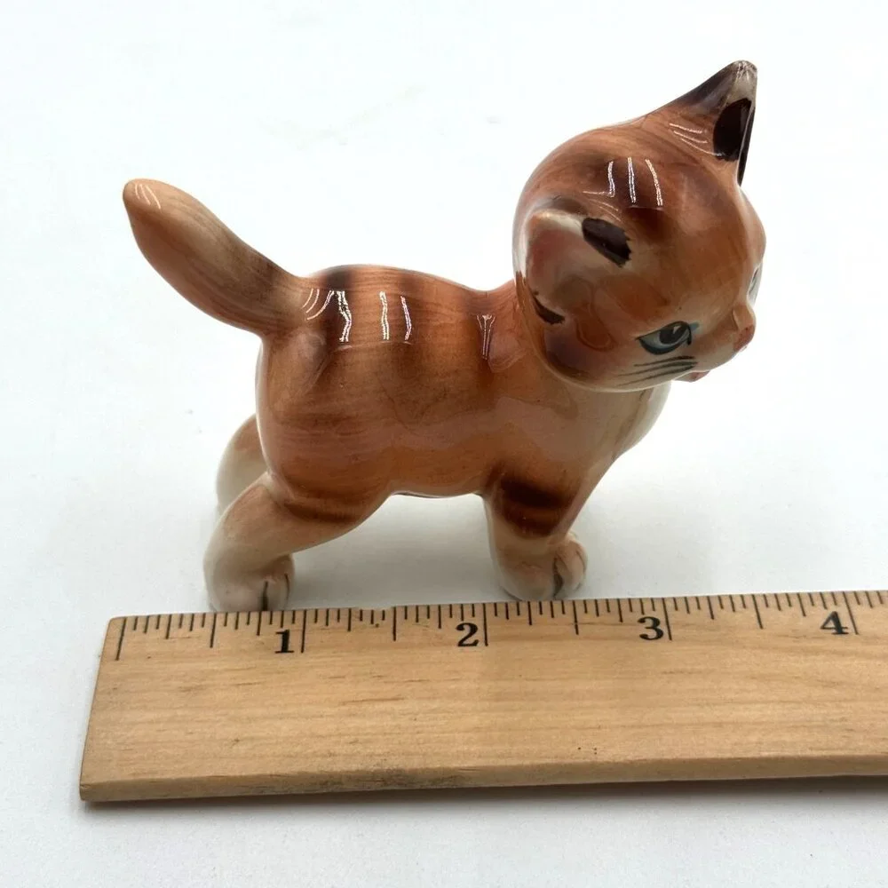 Vtg orange tabby statue standing kitten Cat Figurine Blue Eyes Japan